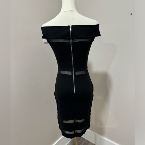 SOLD French connection off shoulder black mini dress - Picture 2 of 6